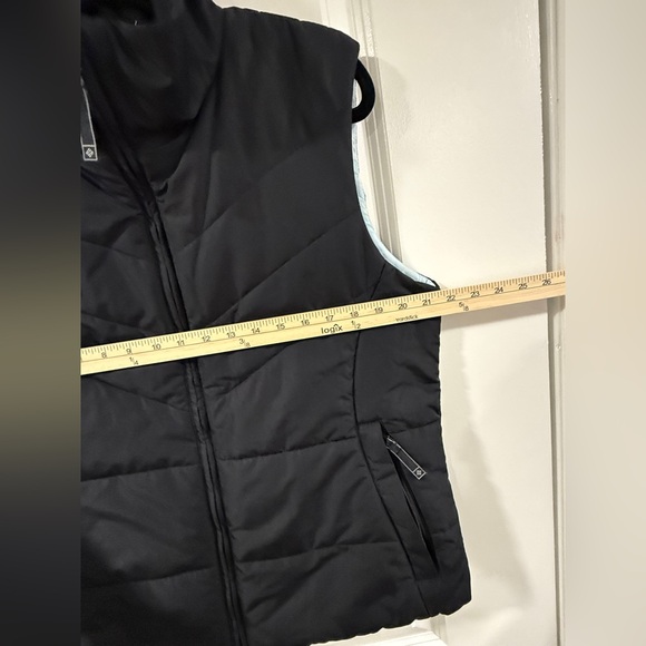 Columbia Women’s Black Insulated Puffer Vest Size L Full Zip Pockets Lightweight - Picture 7 of 8